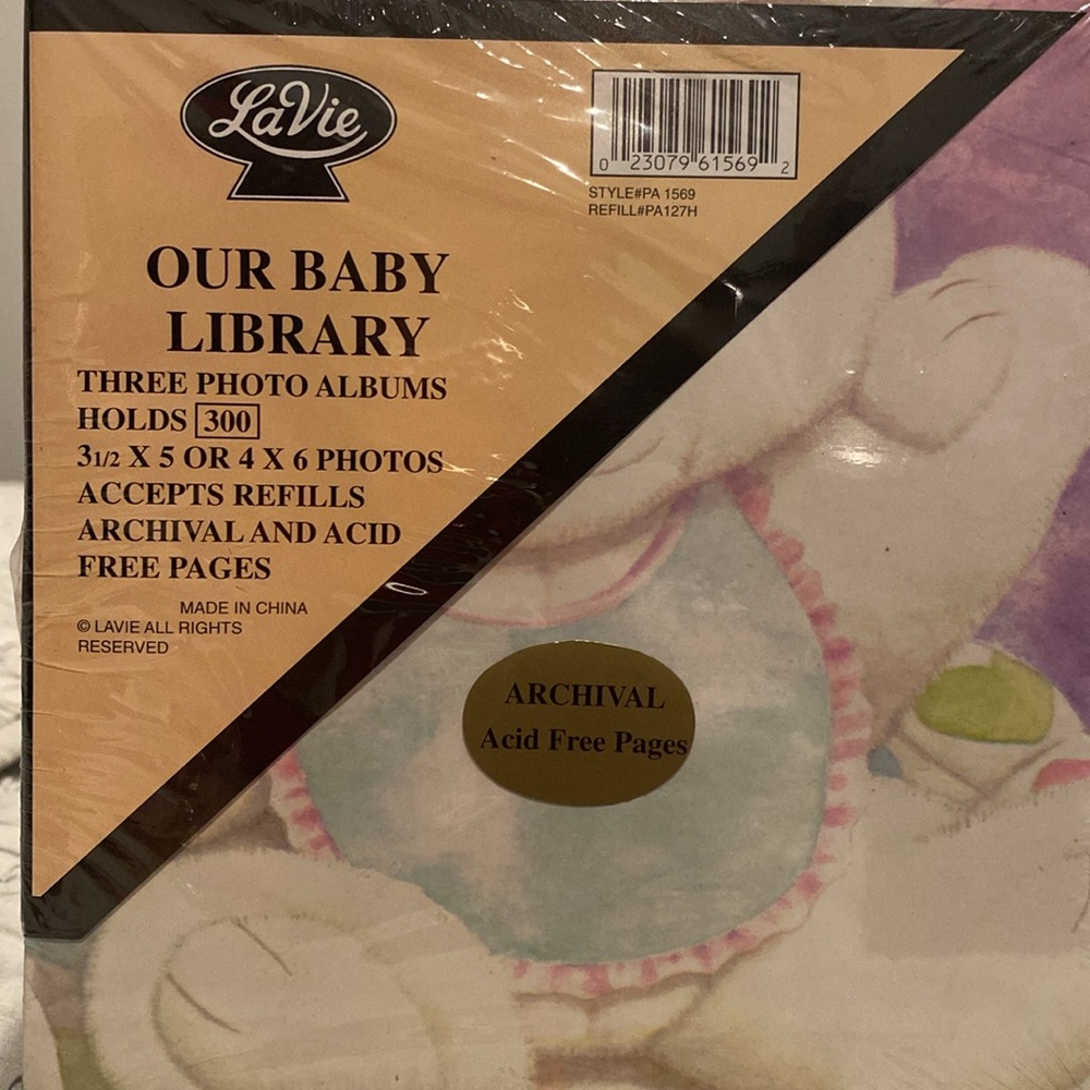 LaVie Our Baby Library -  3 Photo Albums Holding 300 4”x6” or 3”x5” Photos NIB